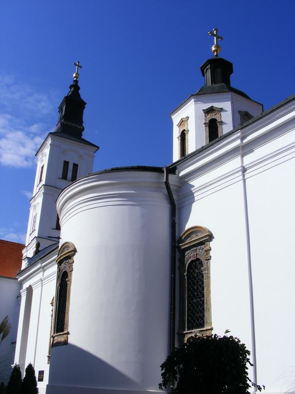 Rooms Milin Lagum Irig Екстер'єр фото