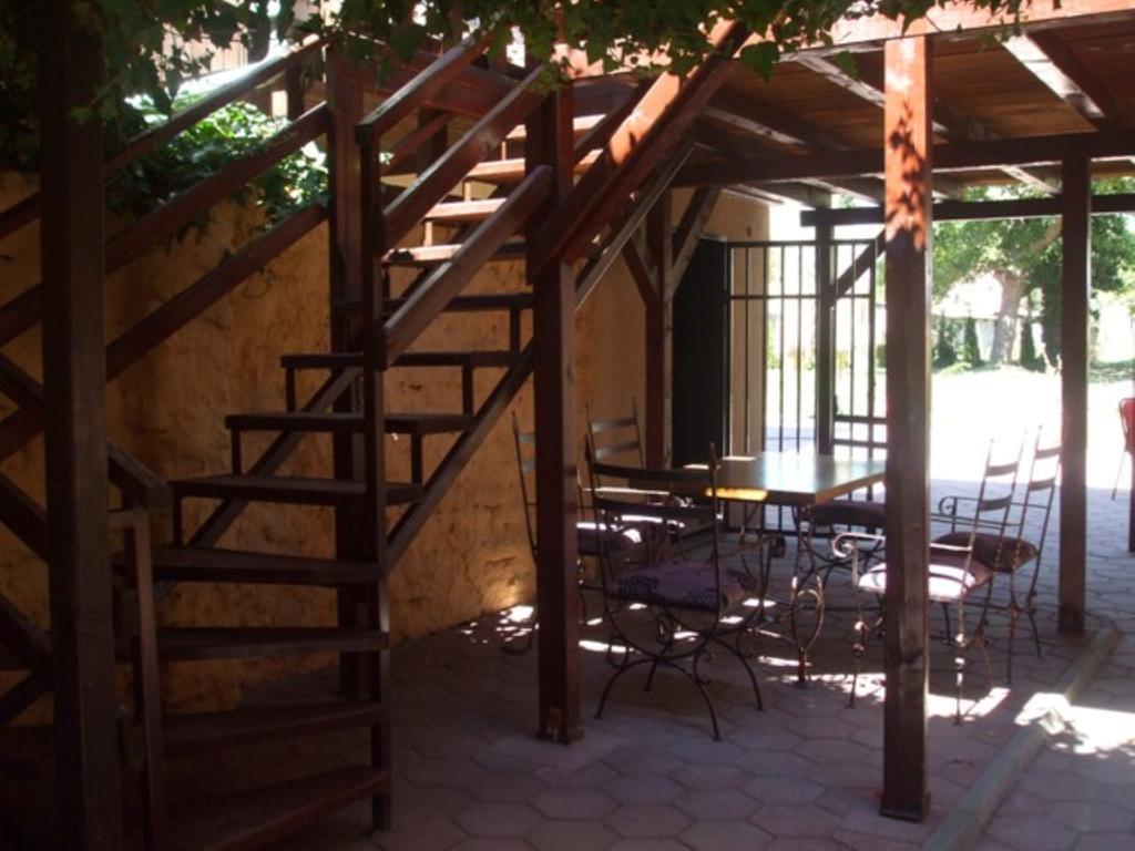 Rooms Milin Lagum Irig Екстер'єр фото