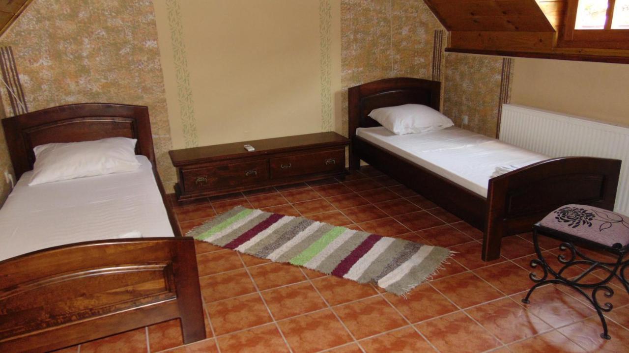 Rooms Milin Lagum Irig Екстер'єр фото